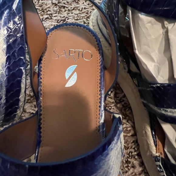 Sarto color blue size 6.5 leather - Picture 2 of 11